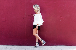 Courtney Kerr feet photo 15