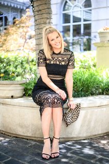 Courtney Kerr feet photo 20