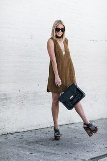 Courtney Kerr feet photo 8