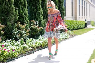 Courtney Kerr feet photo 4
