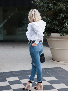 Courtney Kerr feet photo 19