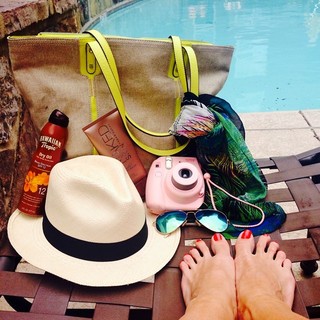 Courtney Kerr feet photo 4