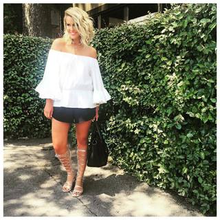 Courtney Kerr feet photo 13