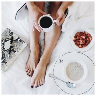 Courtney Kerr feet photo 9