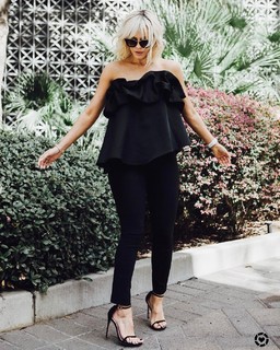Courtney Kerr feet photo 20