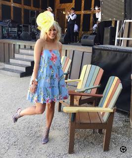 Courtney Kerr feet photo 11