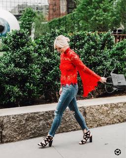 Courtney Kerr feet photo 6