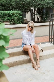 Courtney Kerr feet photo 8