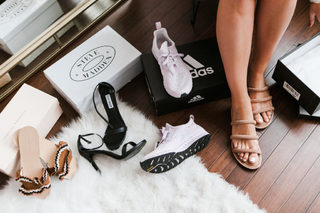 Courtney Kerr feet photo 12