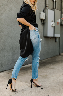 Courtney Kerr feet photo 10