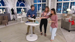 Courtney Khondabi feet photo thumbnail
