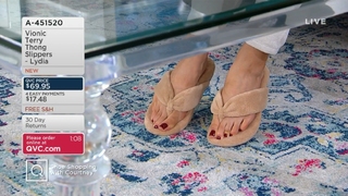 Courtney Khondabi feet photo thumbnail