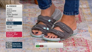 Courtney Khondabi feet photo thumbnail