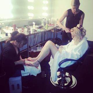 Courtney Love feet photo thumbnail