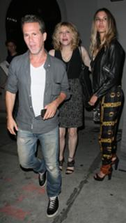 Courtney Love feet photo thumbnail