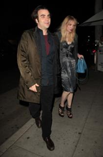 Courtney Love feet photo thumbnail