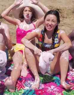 Courtney Miller feet photo thumbnail