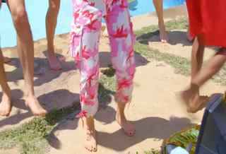 Courtney Miller feet photo thumbnail