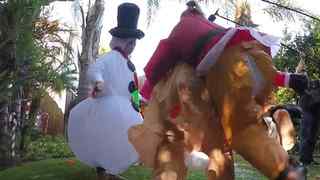 Courtney Miller feet photo thumbnail