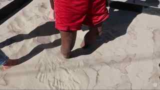 Courtney Miller feet photo thumbnail