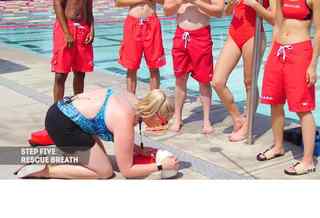 Courtney Miller feet photo thumbnail