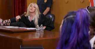 Courtney Miller feet photo thumbnail