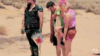 Courtney Miller feet photo thumbnail