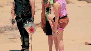 Courtney Miller feet photo thumbnail