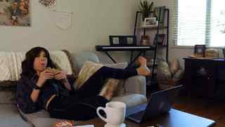 Courtney Miller feet photo thumbnail