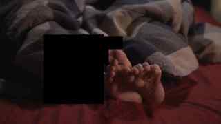 Courtney Miller feet photo thumbnail