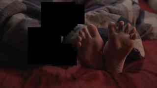 Courtney Miller feet photo thumbnail
