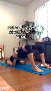 Courtney Miller feet photo thumbnail