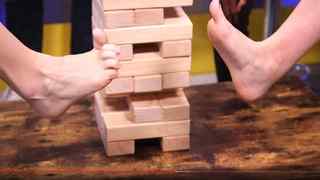 Courtney Miller feet photo thumbnail