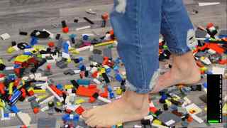 Courtney Miller feet photo thumbnail