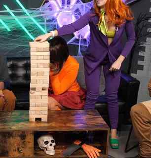 Courtney Miller feet photo thumbnail