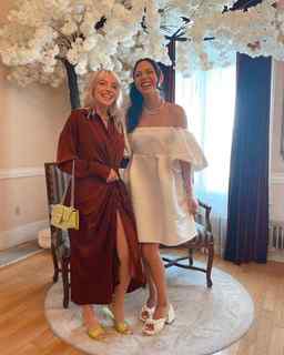 Courtney Miller feet photo thumbnail