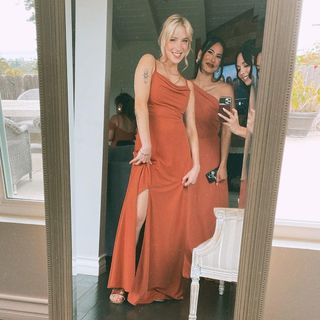 Courtney Miller feet photo thumbnail