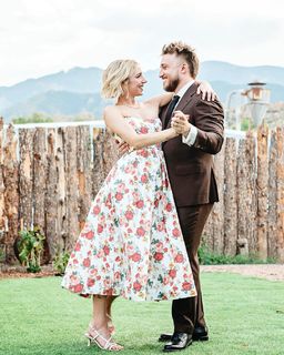 Courtney Miller feet photo thumbnail