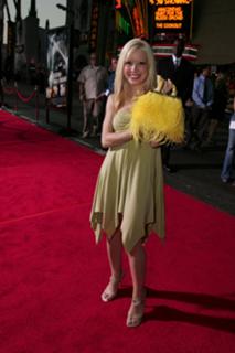 Courtney Peldon feet photo 3