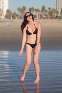 Courtney Robertson feet photo 2