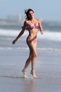 Courtney Robertson feet photo 4