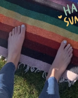 Courtney Robertson feet photo 6