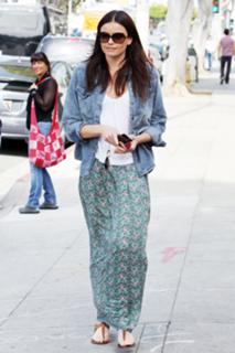 Courtney Robertson feet photo 3