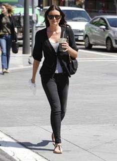 Courtney Robertson feet photo 18