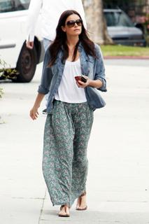 Courtney Robertson feet photo 20