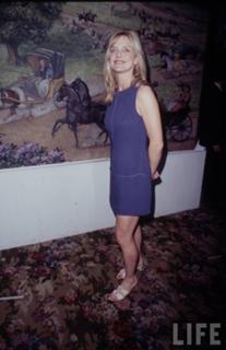 Courtney Thorne-Smith feet photo thumbnail