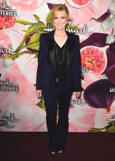 Courtney Thorne-Smith feet photo thumbnail