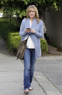 Courtney Thorne-Smith feet photo thumbnail
