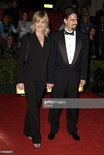 Courtney Thorne-Smith feet photo thumbnail