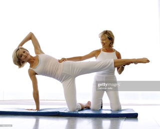 Courtney Thorne-Smith feet photo thumbnail